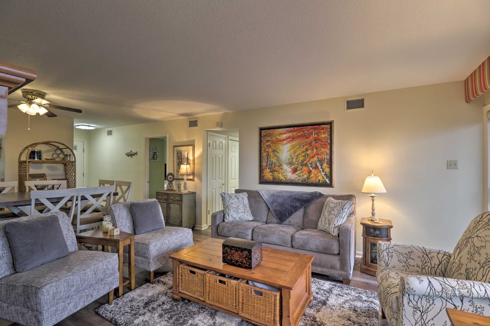 4 Mi to Lake: Unit w/ Pool Access in Fairfield Bay Apartment in Fairfield Bay