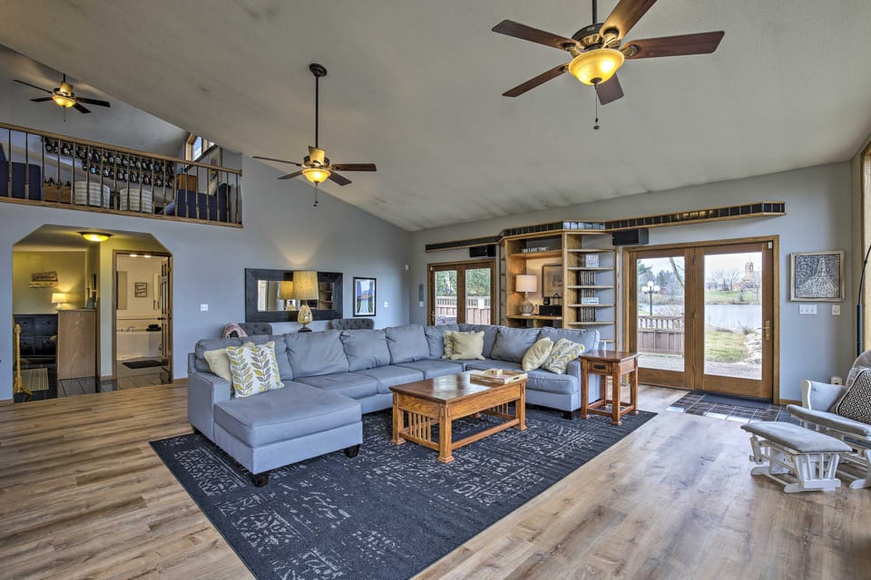 Lakefront Eau Galle Home w/ Hot Tub & Fire Pit House in Wisconsin
