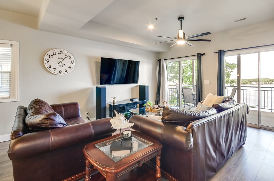 Pool Access + Private Deck: Lake Ozark Retreat Apartment in Lake of the Ozarks