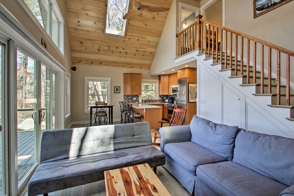Lakefront Meredith Home: Private Beach & Fire Pit! Cottage in Meredith
