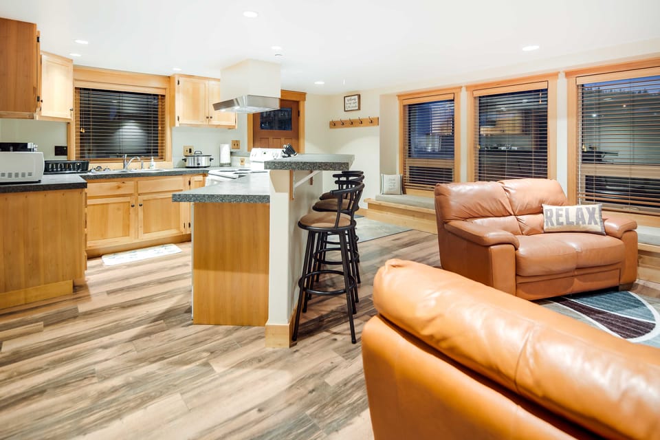 Ketchikan Apt - Walk to Refuge Cove Beach! Apartment in Alaska
