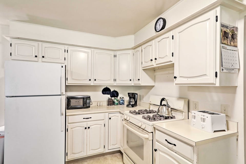Family Home w/ WiFi, 14 Mi to Dutch Wonderland! House in Pennsylvania