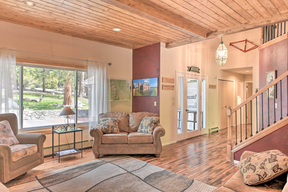 Casa Immaculata on Chalk Creek w/ Views! House in Park County