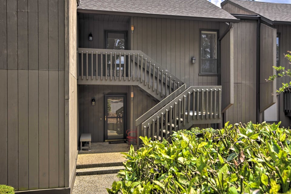 Condo By Pinehurst Golf Course w/ Peaceful Patio Apartment in Pinehurst