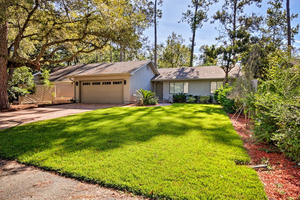 2 Mi to Beach! Sea Pines Resort Home w/ Large Yard House in Hilton Head Island