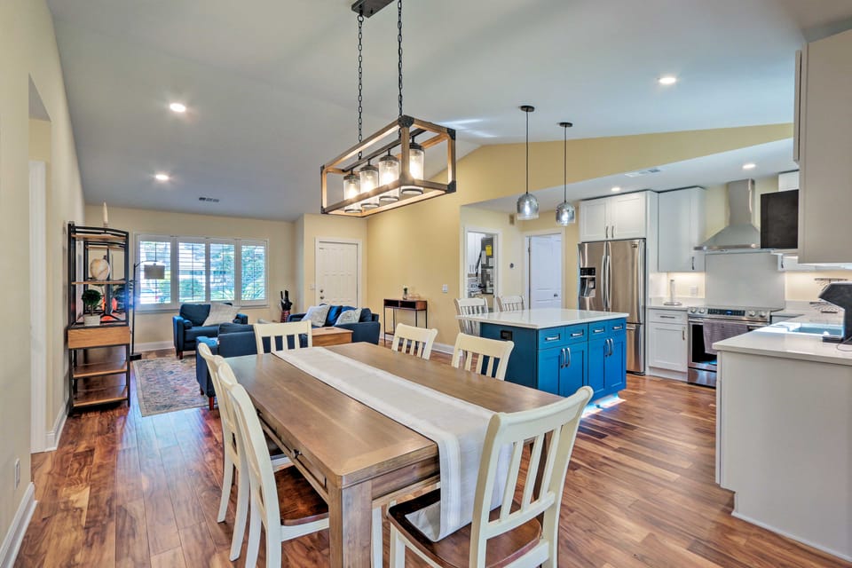 2 Mi to Beach! Sea Pines Resort Home w/ Large Yard House in Hilton Head Island