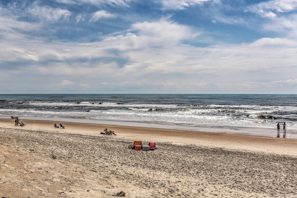 Cozy Cottage < 2 Mi to Cape Hatteras Nat’l Shore! Cottage in Frisco