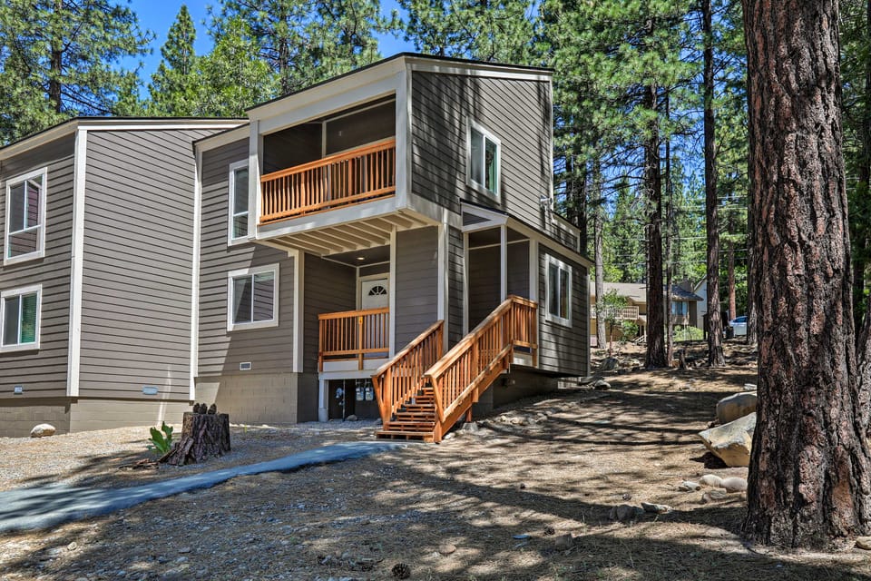 1 Mi to Skiing & Beaches: Incline Village Home! Apartment in Incline Village
