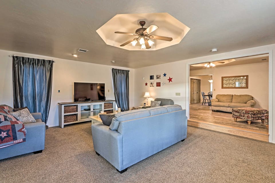 'The Eagar House' White Mountains Gem w/ Views! House in Arizona