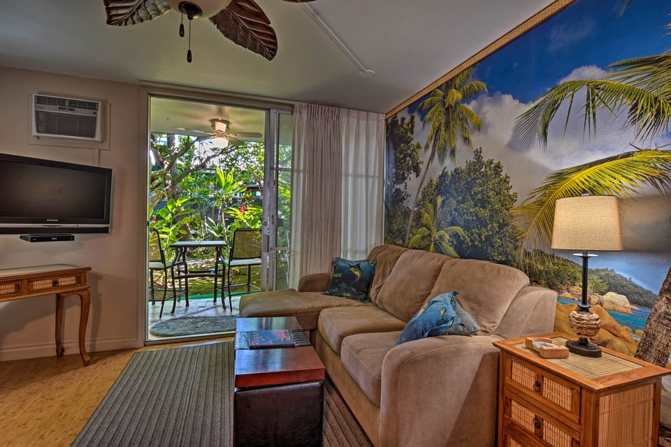 Kailua Studio w/ Pool Access & Garden Views! Apartment in Holualoa