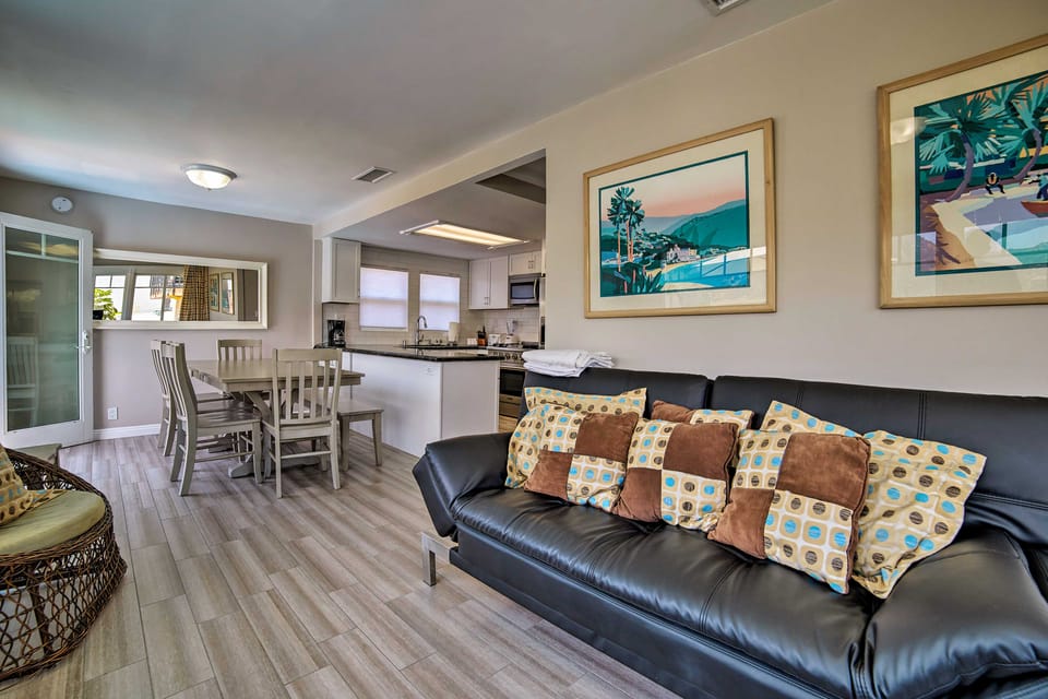Ocean-View Home - Walk to Avalon City Center! House in Avalon