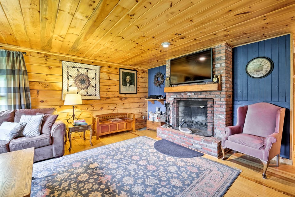 Jacksonville Cabin w/ Wraparound Deck & Views House in Whitingham