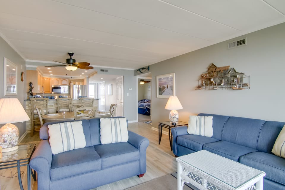 Beachfront Condo w/ Balcony & Views in Ocean City Apartment in Ocean City