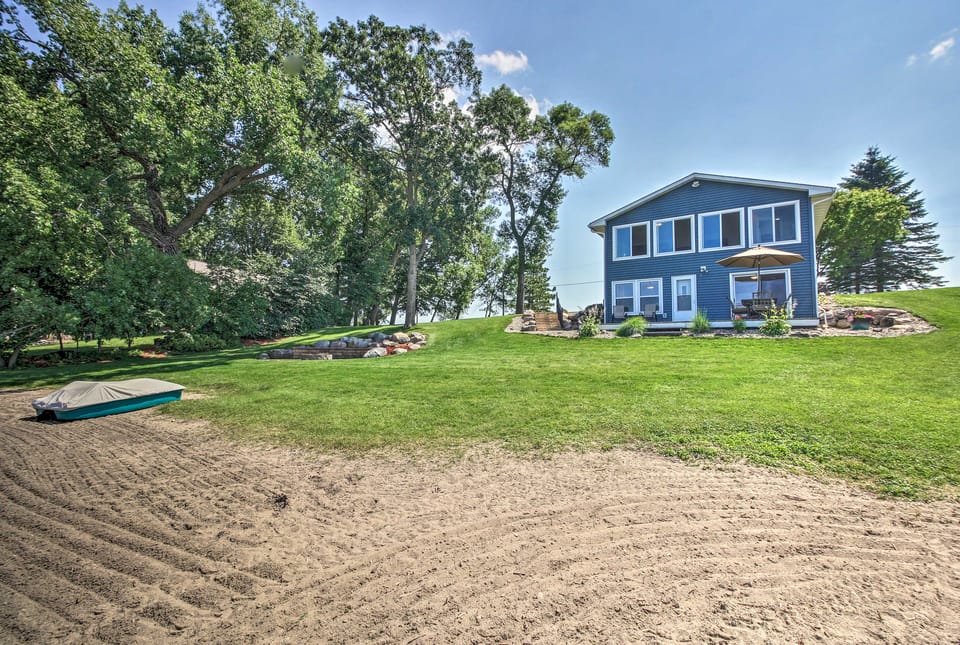Lake Mary Cottage w/ Private Beach & Boat Dock Cottage in Minnesota