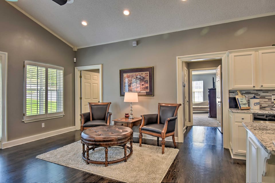 Lakefront Home w/ Private Dock in Hot Springs! House in Piney