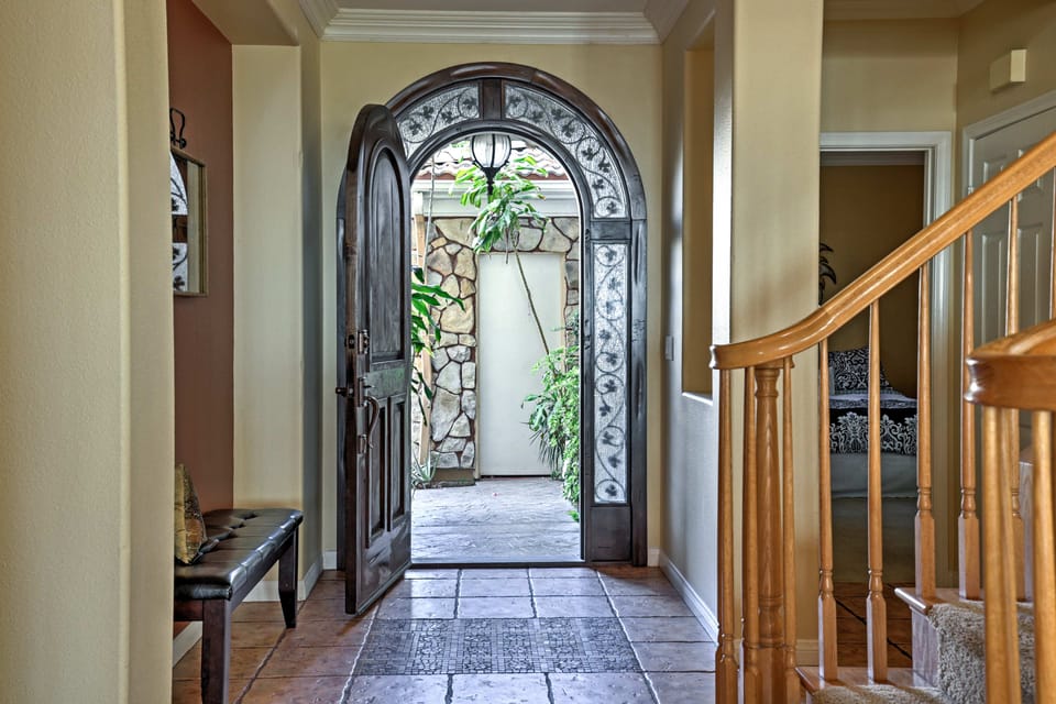 Ocean-View San Diego Home w/ Pool, Patio & Hot Tub House in San Diego