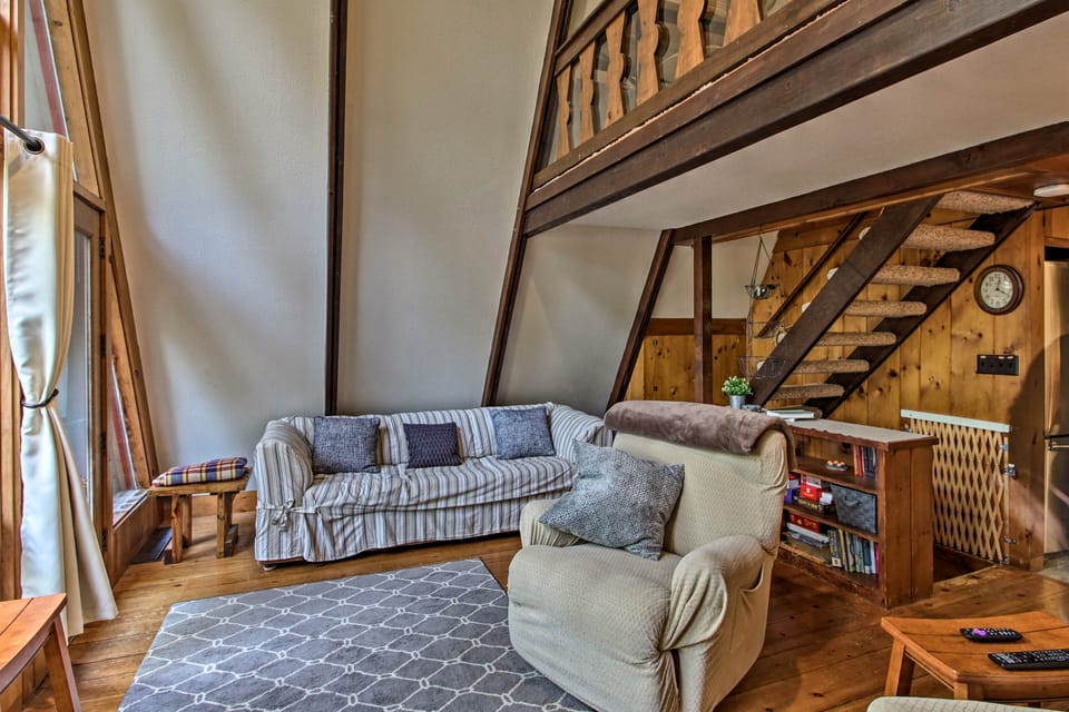 Ski Chalet on Saco < 2 Mi To Attitash Resort! House in Bartlett