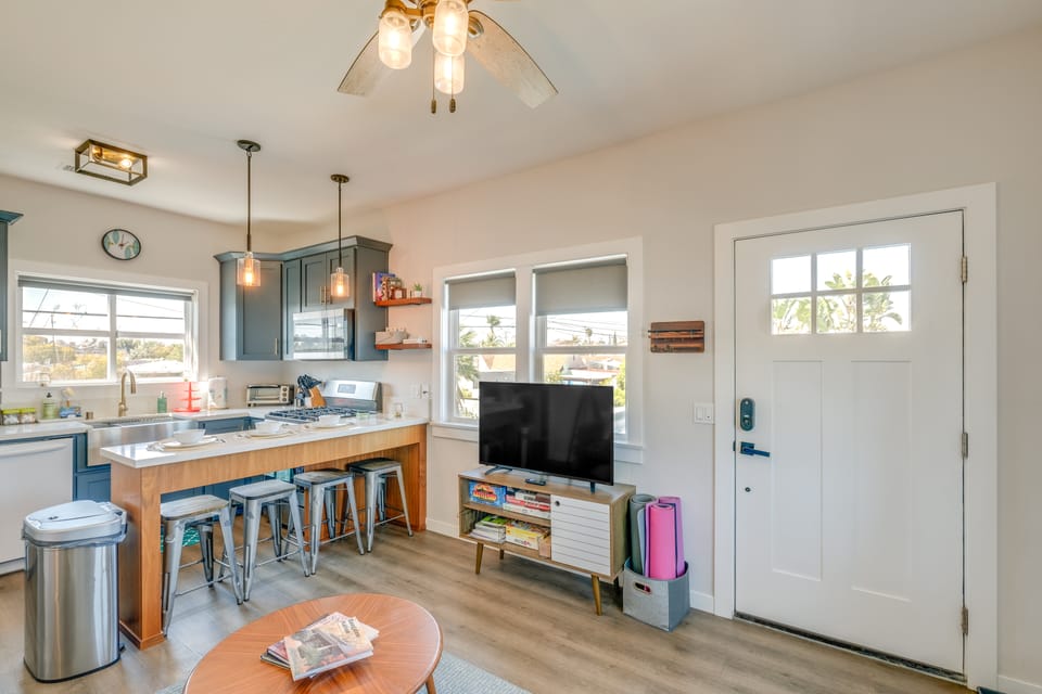 San Diego Guest House Apartment w/ Patio & Hot Tub Apartment in San Diego