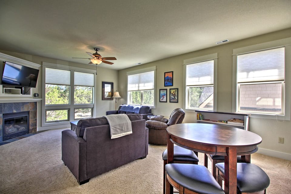Redmond House w/ Community Amenities Access House in Oregon