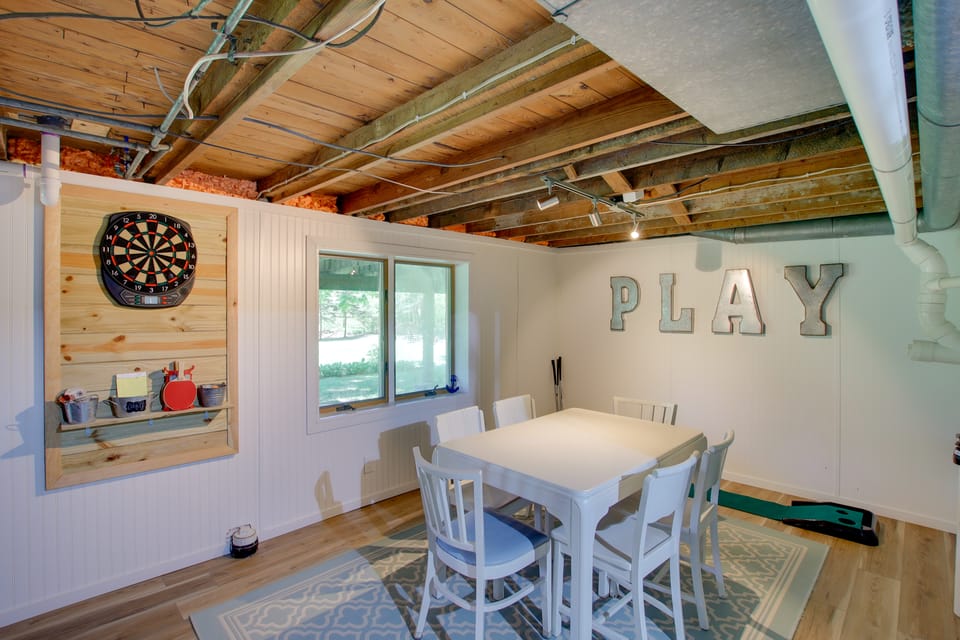Updated Home w/ Deck: 2 Mi to Sister Bay Beach! Cottage in Door County