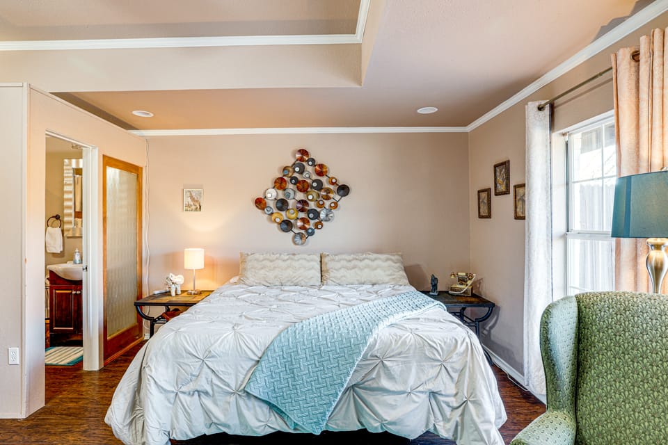 Granbury Studio - 10 Mins From Town + The Lake! Apartment in Granbury