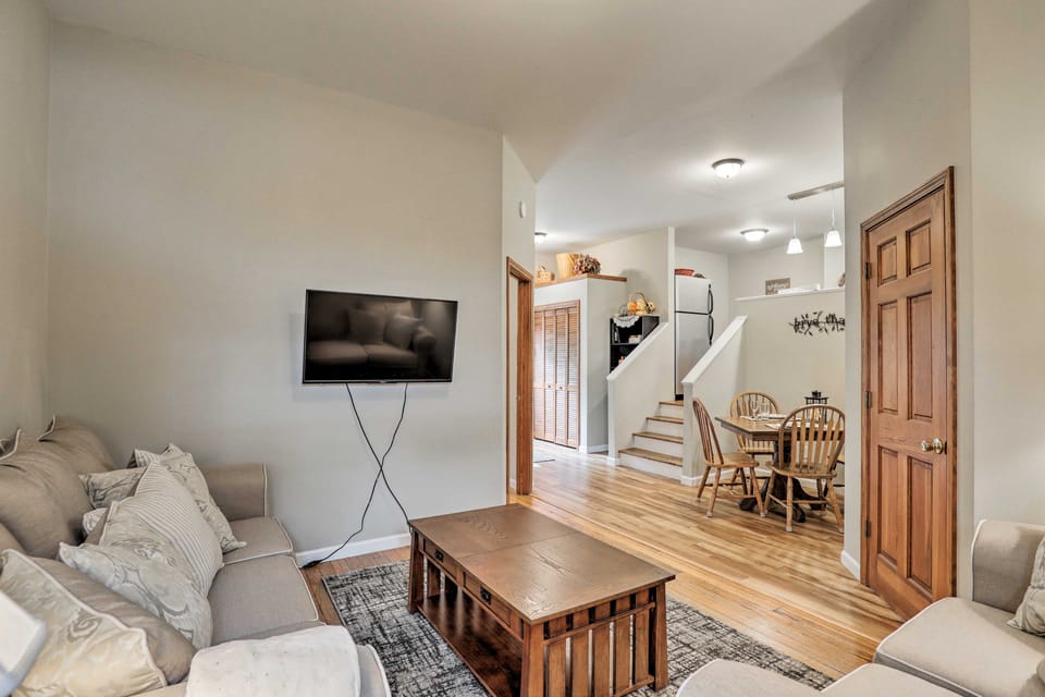 Unique Ovid Apt w/ Grill on Cayuga Wine Trail! Apartment in Finger Lakes