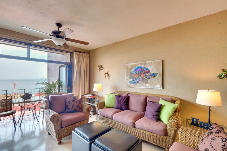 Resort Condo w/ Pool Access & Pacific Ocean Views! Apartment in Puerto Vallarta
