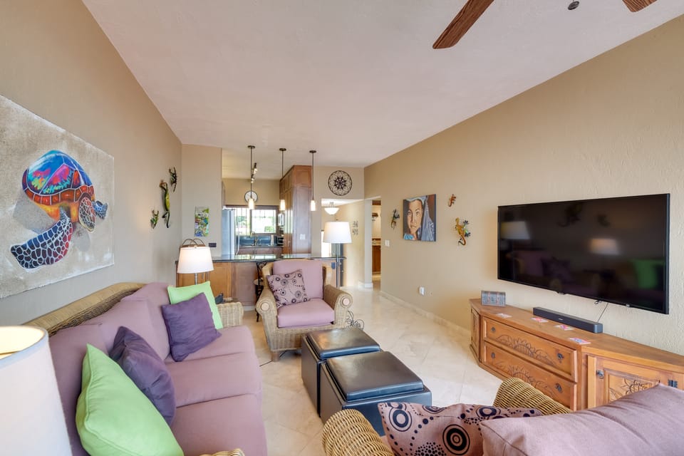 Resort Condo w/ Pool Access & Pacific Ocean Views! Apartment in Puerto Vallarta