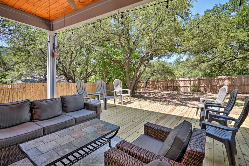 Walk to Lake Austin: Spacious Getaway w/ Patio House in Lake Austin