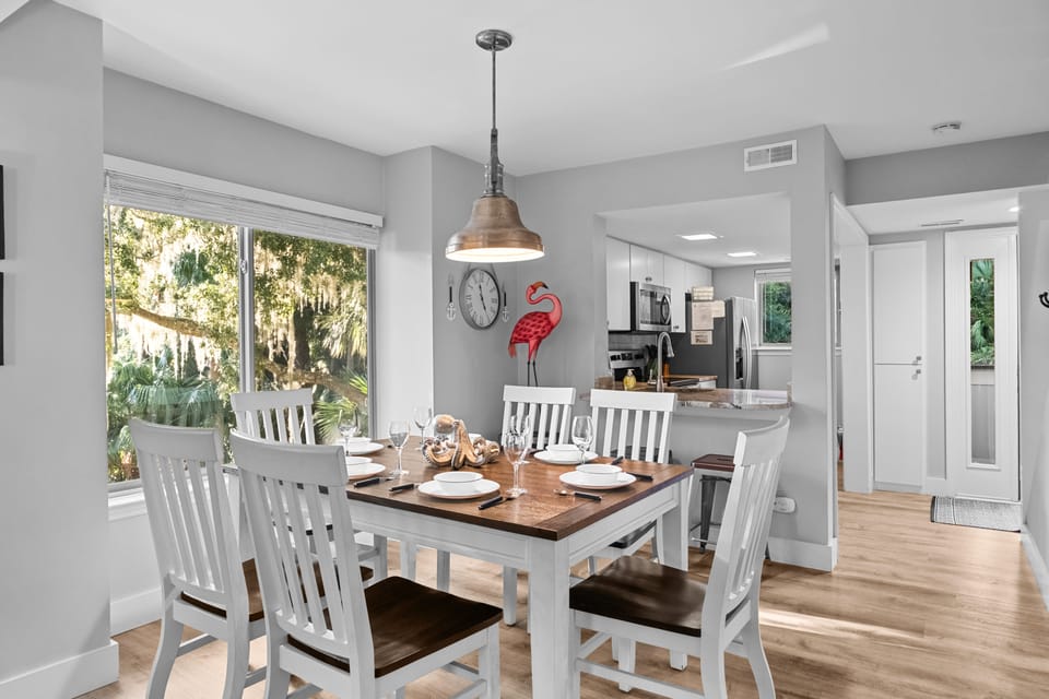 Family-Friendly Hilton Head Villa: Walk to Beach Villa in South Forest Beach