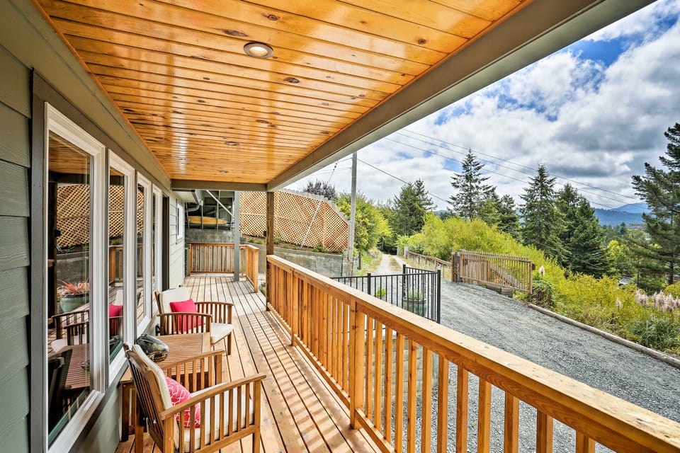 'Coastal Soul' Arcata Area California Home House in Blue Lake