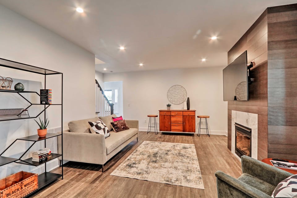 Updated Downtown Red Bank Home 5 Mi to Beach! House in Red Bank
