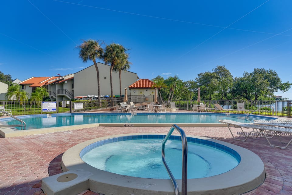 Ocean Views + Pool Access: Tierra Verde Condo! Apartment in Tierra Verde