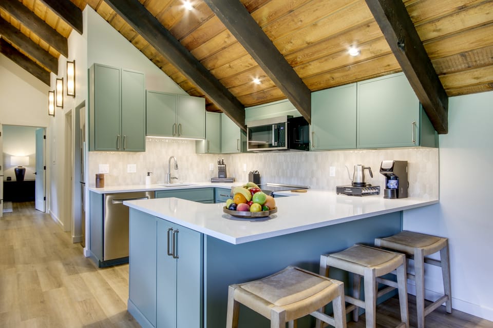 Big Sky Condo w/ Resort Amenities & Mountain Views Apartment in Big Sky
