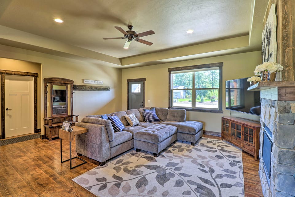 Modern Kalispell Home - 28 Mi to Glacier NP! House in Idaho