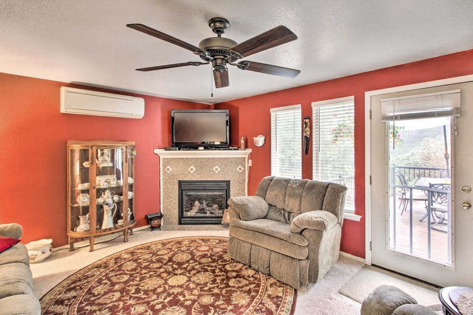 Cozy Home By Henderson Bay - 8 Miles to Gig Harbor House in Hood Canal