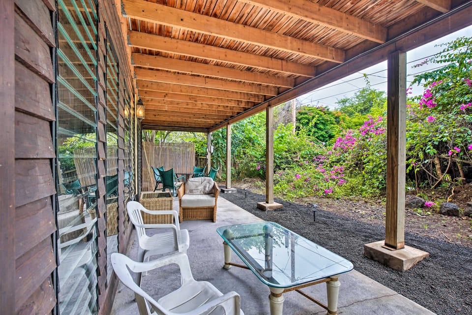 Walk to Turtle Beach from Kailua-Kona Apt! Apartment in Holualoa