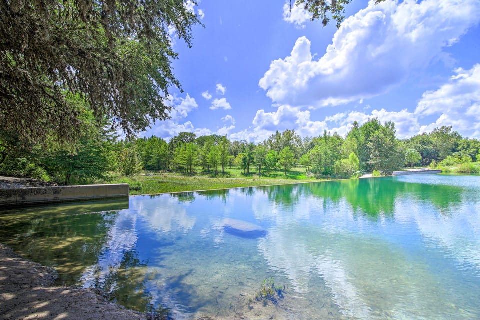 Utopia Family Home, 2 Blocks to Utopia Park! House in Utopia