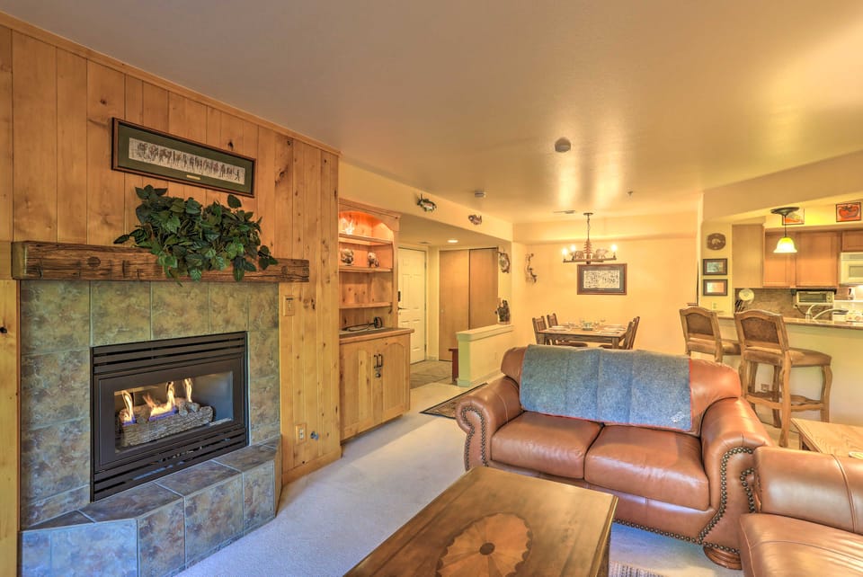 Walkable Dtwn Condo ~ 5 Miles to Beaver Creek Ski! Apartment in Edwards