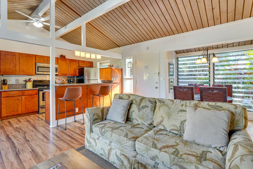 1 Mi to Beach: Kailua-Kona Condo w/ Pool Access! Apartment in South Kona