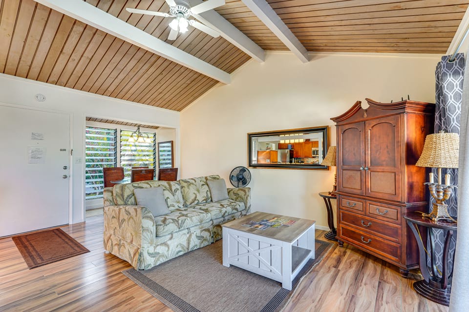 1 Mi to Beach: Kailua-Kona Condo w/ Pool Access! Apartment in South Kona