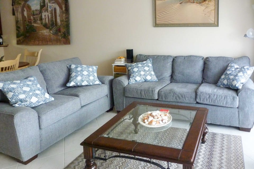 Snowbird's Escape: 6 Mi to Beach & Old Naples! Apartment in Collier County