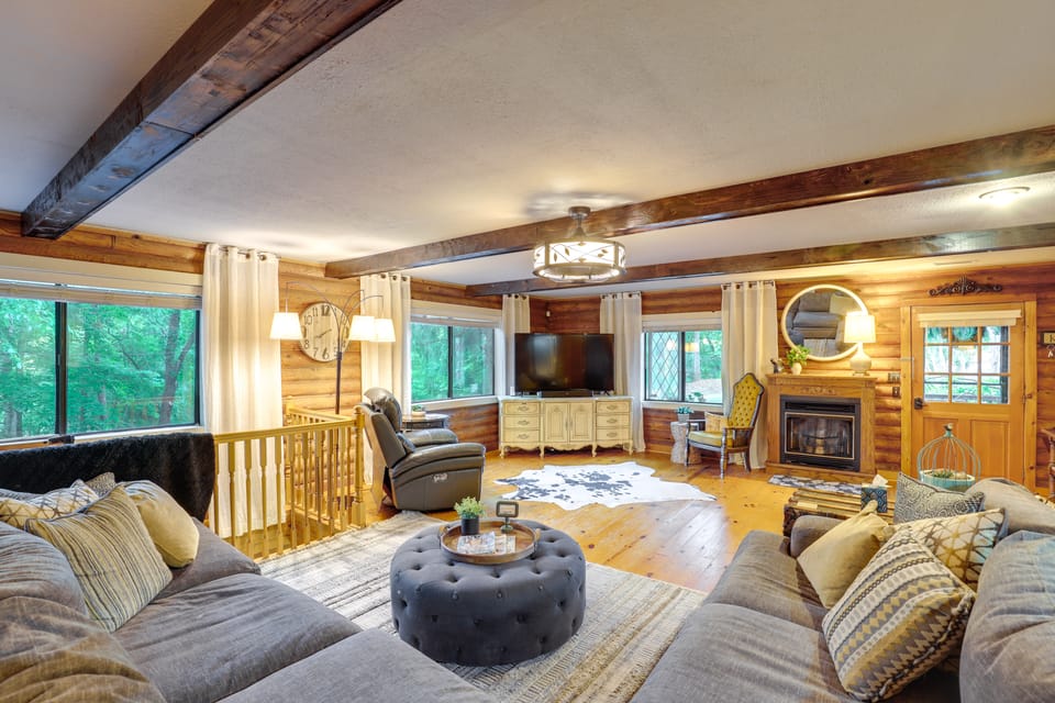Lake Lure Home w/ Deck: At Lake Lure & Golf! House in Lake Lure