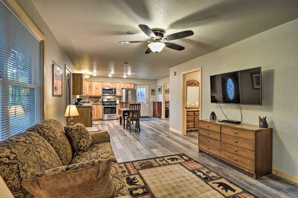 Pet-Friendly Petoskey Area Cabin, Walk to River! House in Alanson