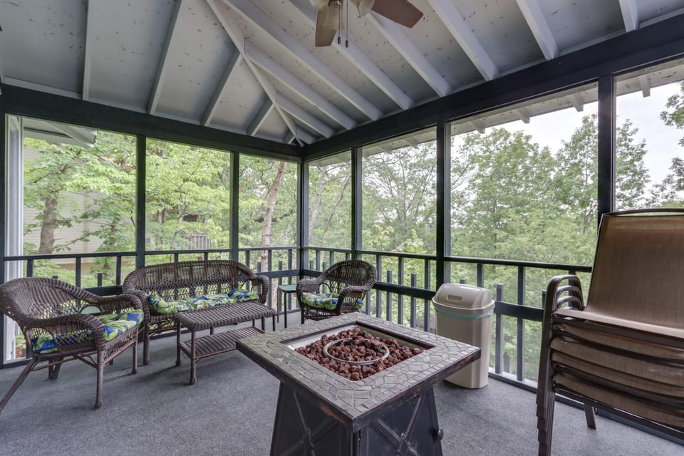 Hot Tub + Fire Pit: Margaritaville Resort Home! House in Lake of the Ozarks