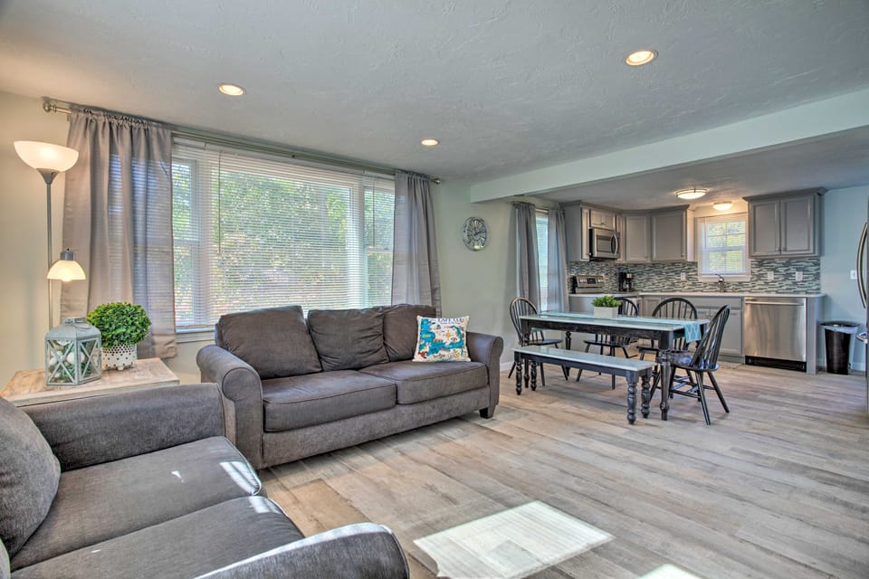 Updated Plymouth Home < 2 Miles to Waterfront! House in Plymouth