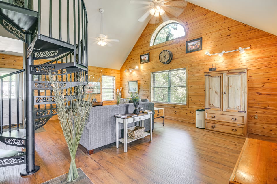 Hillside Cabin on 43 Acres w/ Private Lake & View! House in Ozark Mountains