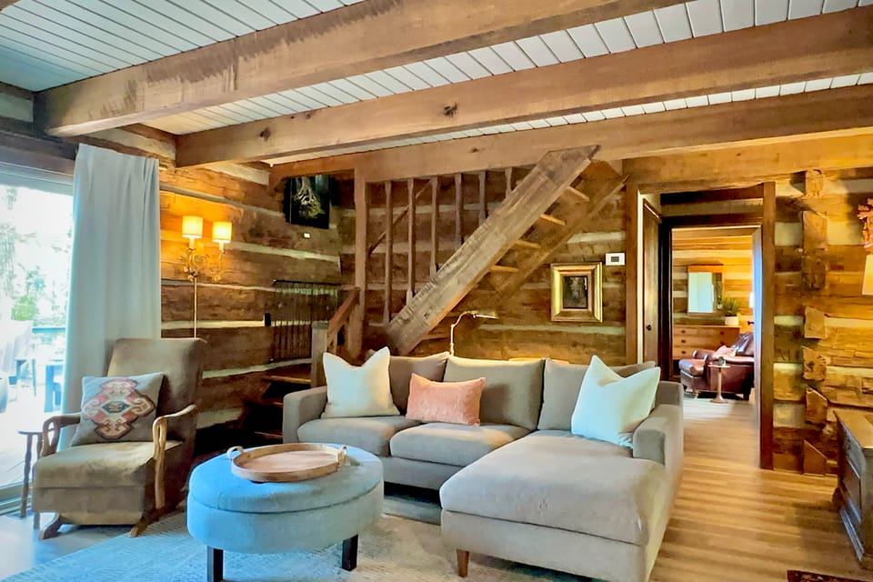 Cabin Near Boone w/ Hot Tub & Mountain Views House in Watauga