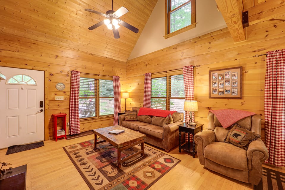 Private Cabin on 2 Acres: Hot Tub, 10 Mi to Boone! House in Watauga