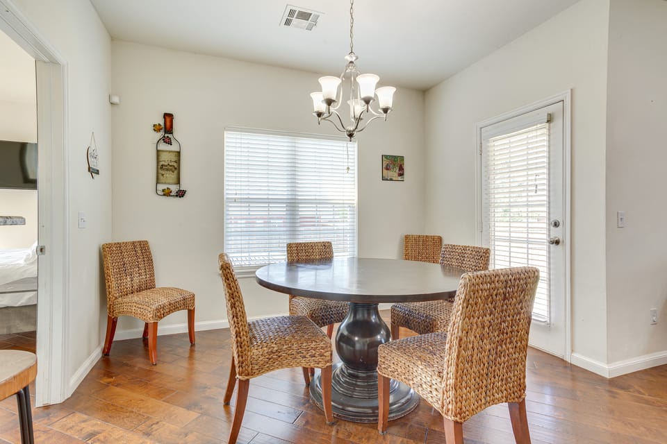 Private Patio + Yard: Home By Tinker & Hospitals! House in Oklahoma City